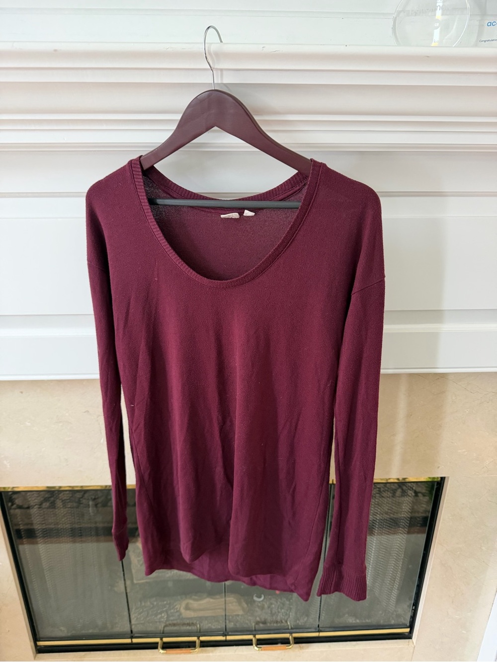 GAP Long-Sleeve Scoop Neck Top - Wine
